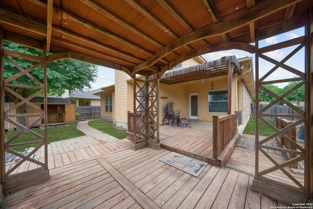 444 SILVER BUCKLE, Schertz, TX 78154