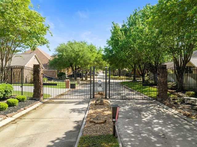 18310 Rittenhouse Park Court, Spring, TX 77379