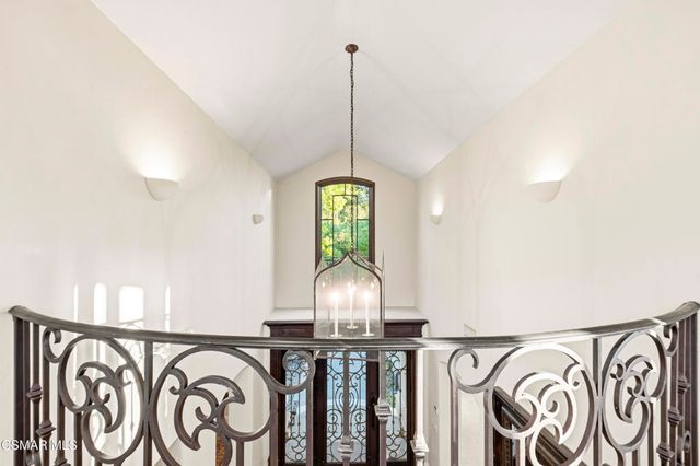 4901 Pathfinder Avenue, Westlake Village, CA 91362