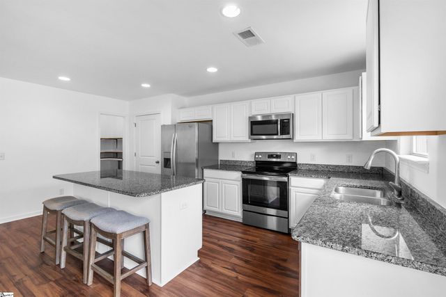 113 Traditons Boulevard, Anderson, SC 29625