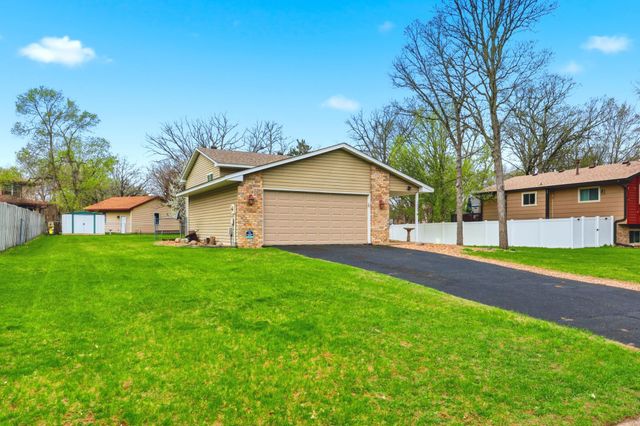 12378 Magnolia Circle NW, Coon Rapids, MN 55448