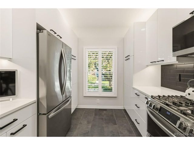 916 Ivanhoe St, Denver, CO 80220