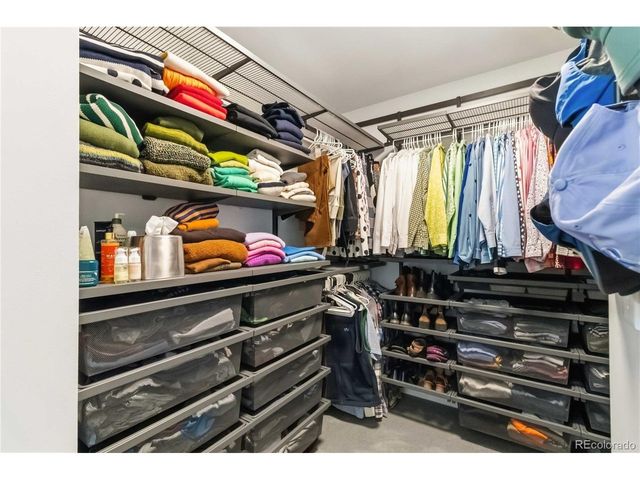 916 Ivanhoe St, Denver, CO 80220