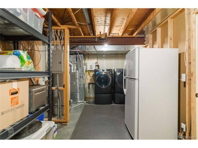 916 Ivanhoe St, Denver, CO 80220