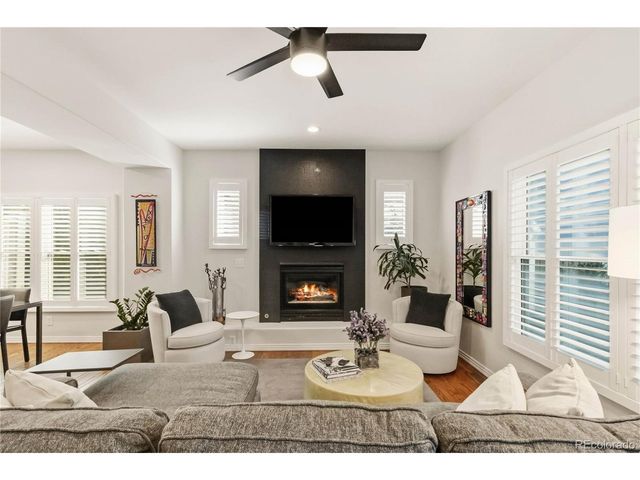 916 Ivanhoe St, Denver, CO 80220