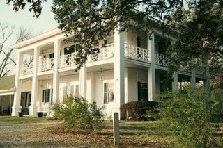 5800 ENGLAND Drive, Alexandria, LA 71303
