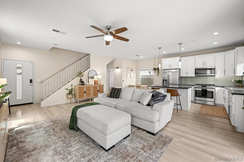Image 1 of property listing at 1289 Donax, Imperial Beach, CA 91932