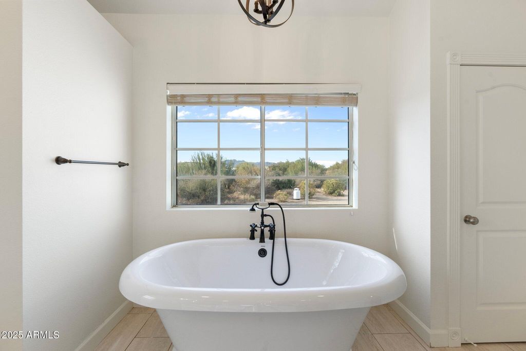 Image 109 of property listing at 27921 N 153RD Street, Scottsdale, AZ 85262