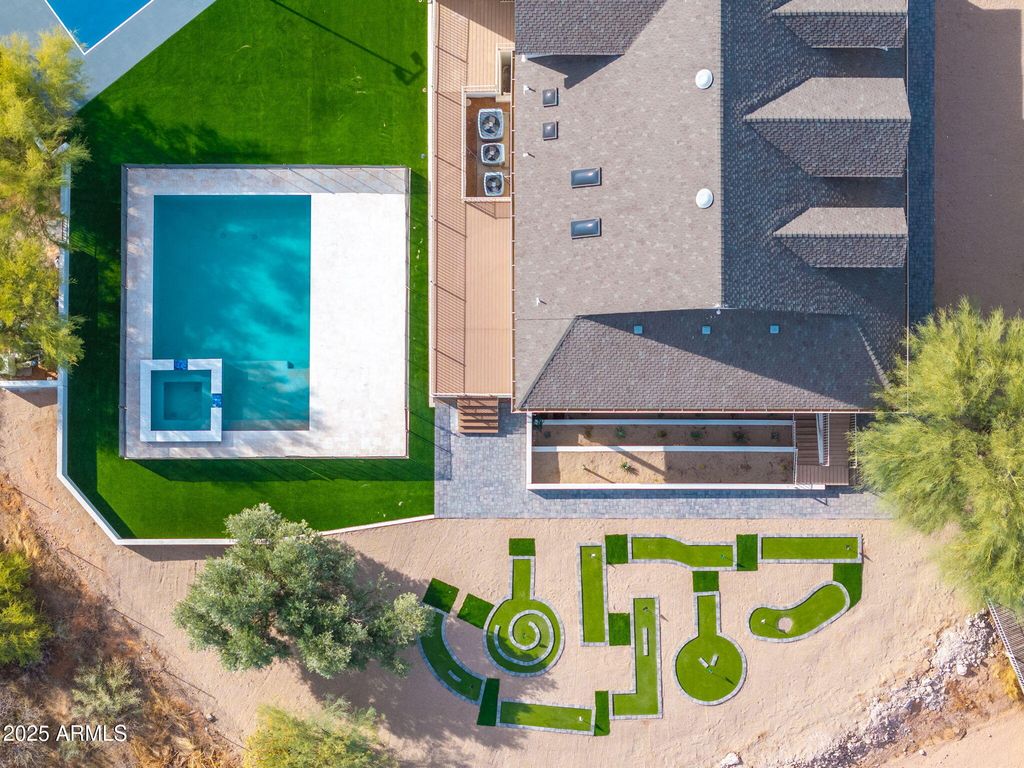 Image 12 of property listing at 27921 N 153RD Street, Scottsdale, AZ 85262
