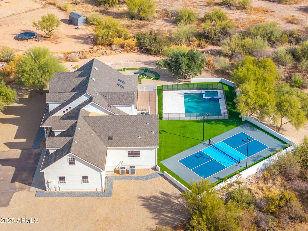 Image 22 of property listing at 27921 N 153RD Street, Scottsdale, AZ 85262