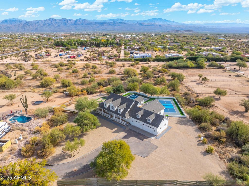 Image 24 of property listing at 27921 N 153RD Street, Scottsdale, AZ 85262