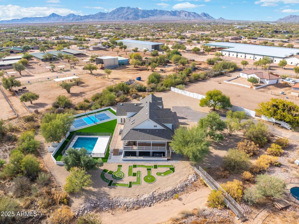 Image 27 of property listing at 27921 N 153RD Street, Scottsdale, AZ 85262