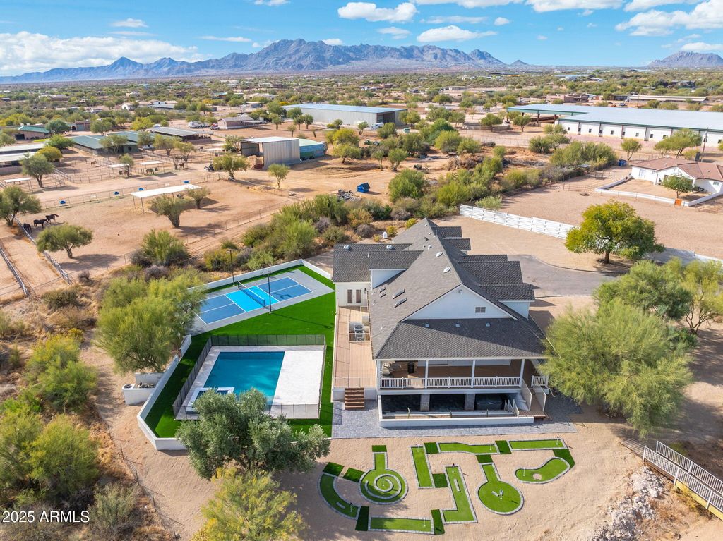 Image 28 of property listing at 27921 N 153RD Street, Scottsdale, AZ 85262