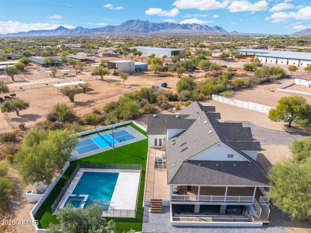 Image 29 of property listing at 27921 N 153RD Street, Scottsdale, AZ 85262