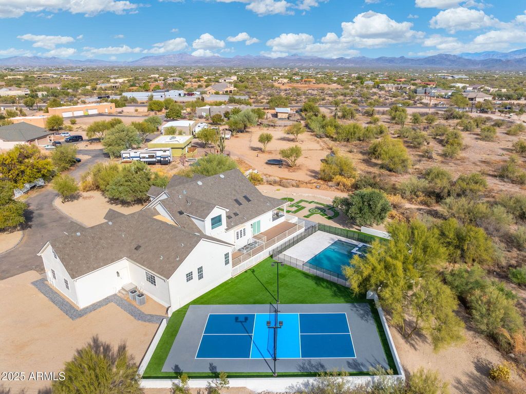 Image 32 of property listing at 27921 N 153RD Street, Scottsdale, AZ 85262