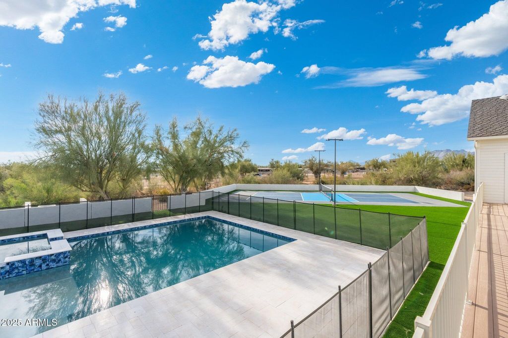 Image 55 of property listing at 27921 N 153RD Street, Scottsdale, AZ 85262