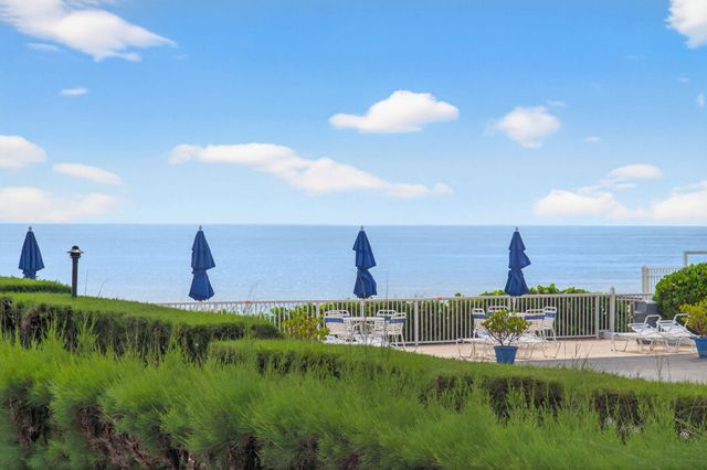 3200 S Ocean Boulevard A202, Palm Beach, FL 33480