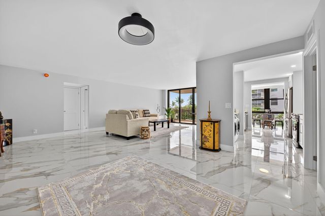 3200 S Ocean Boulevard A202, Palm Beach, FL 33480