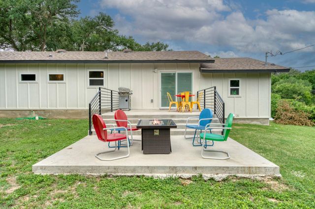 12635 Live Oak LN, Buda, TX 78610