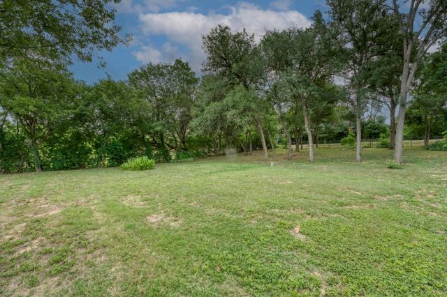12635 Live Oak LN, Buda, TX 78610