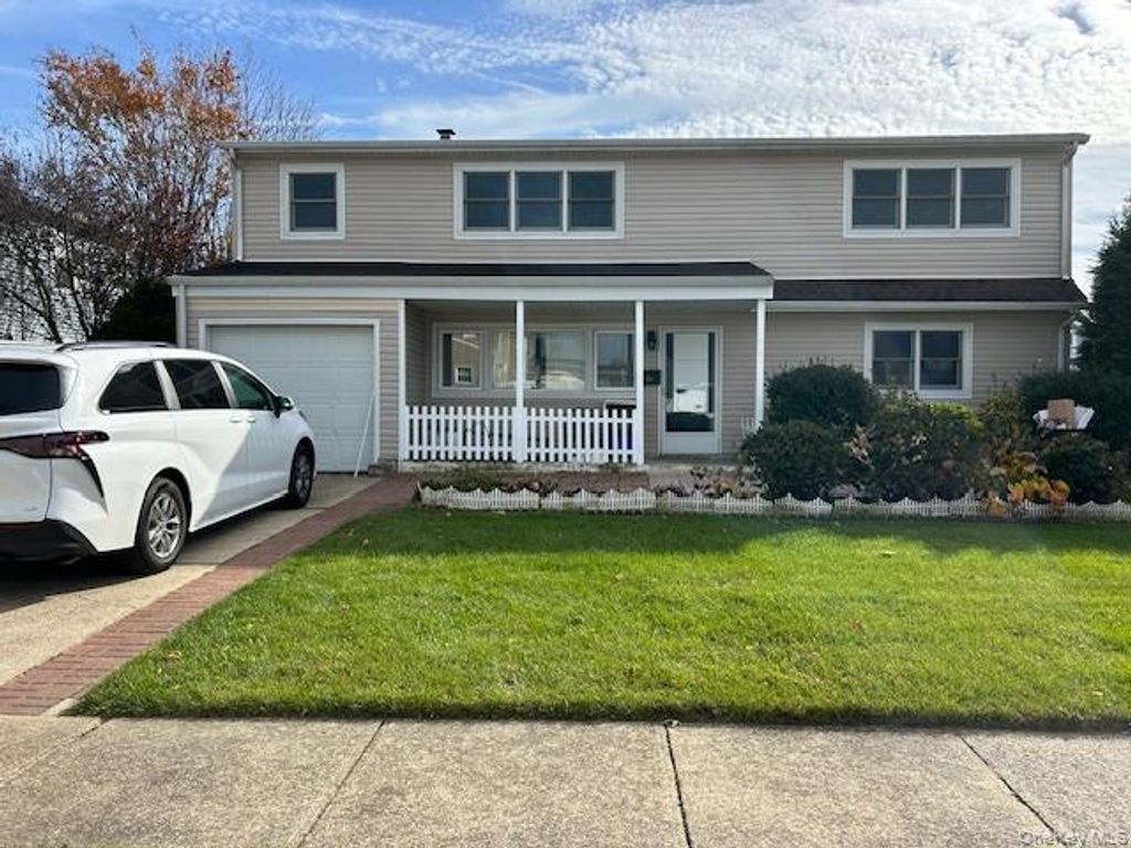 962 Washington Street, Baldwin, NY 11510