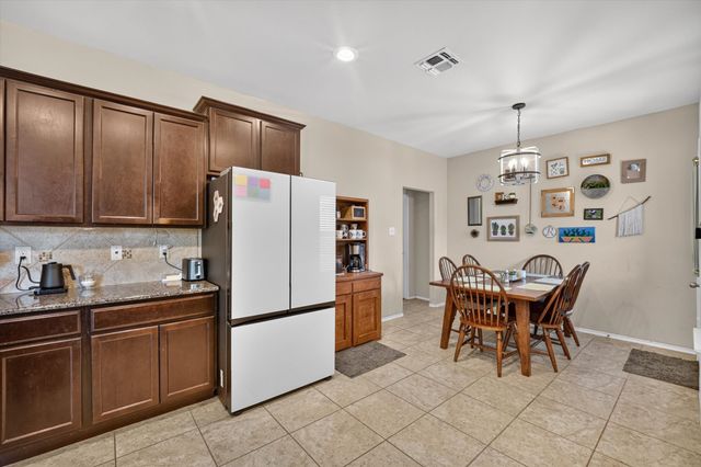 1205 Cheyenne Drive, Aubrey, TX 76227
