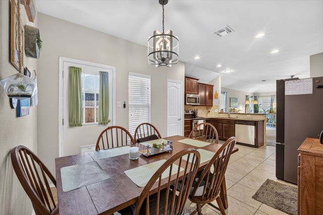 1205 Cheyenne Drive, Aubrey, TX 76227