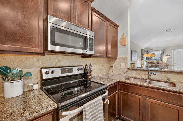 1205 Cheyenne Drive, Aubrey, TX 76227