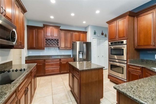 945 GULF LAND DRIVE, Apopka, FL 32712