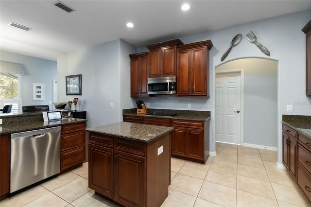 945 GULF LAND DRIVE, Apopka, FL 32712