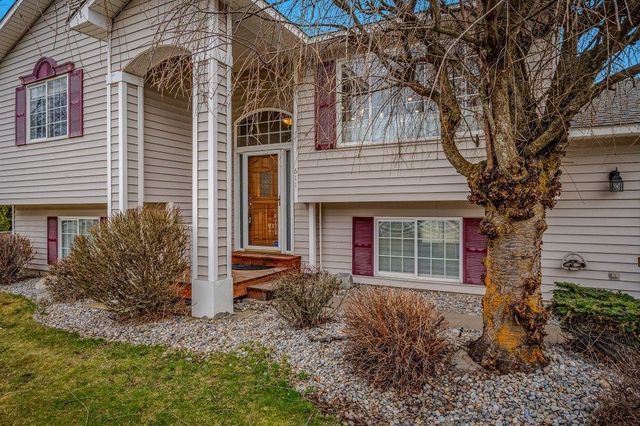 611 S Barker Rd, Spokane Valley, WA 99016