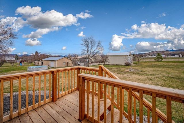 611 S Barker Rd, Spokane Valley, WA 99016