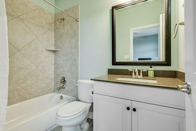 11921 Terraza CIR TH39, Austin, TX 78726