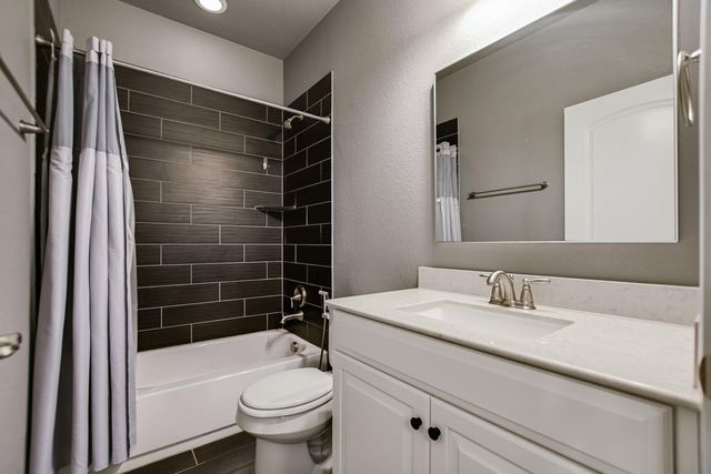 11921 Terraza CIR TH39, Austin, TX 78726