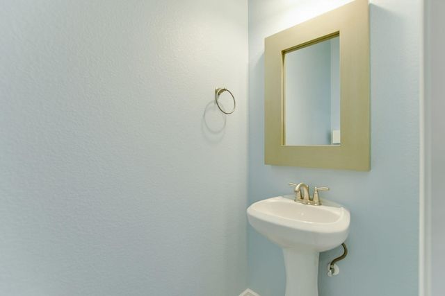 11921 Terraza CIR TH39, Austin, TX 78726