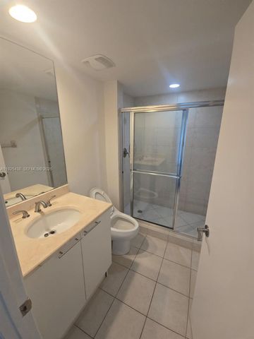 14951 Royal Oaks Ln 2502, North Miami, FL 33181