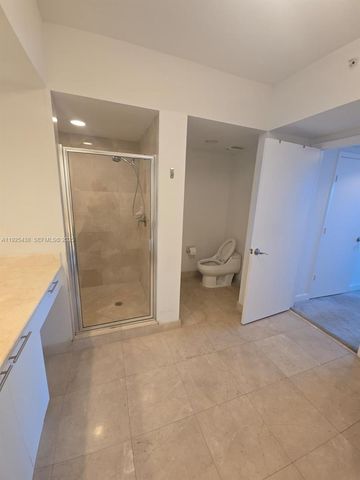 14951 Royal Oaks Ln 2502, North Miami, FL 33181