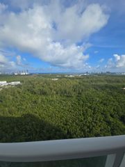 14951 Royal Oaks Ln 2502, North Miami, FL 33181