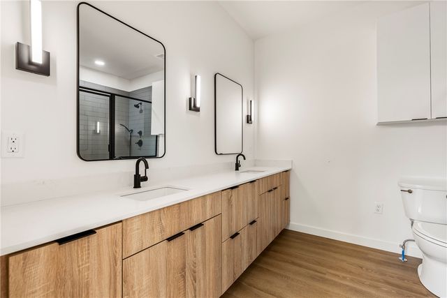 947 SE 10th Street, Bentonville, AR 72712