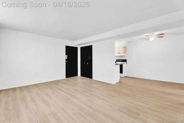 7215 Lathers Street 7223-22, Westland, MI 48185