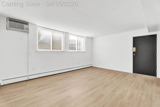 7215 Lathers Street 7223-22, Westland, MI 48185