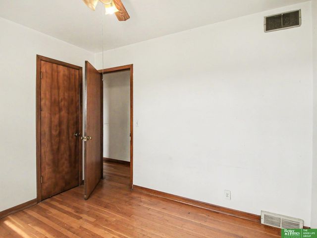 5306 N 47th Street, Omaha, NE 68104
