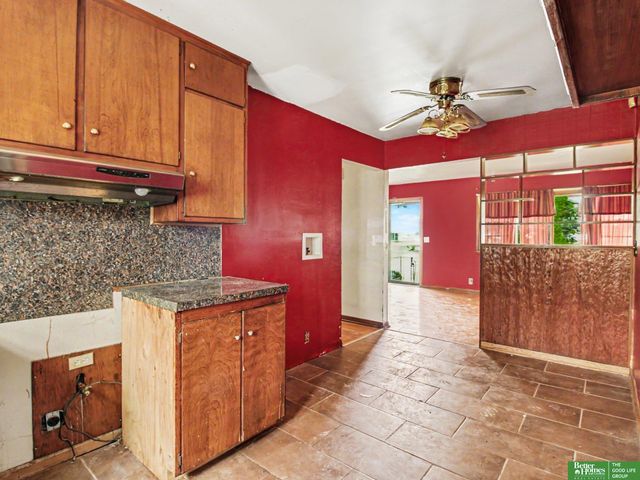 5306 N 47th Street, Omaha, NE 68104