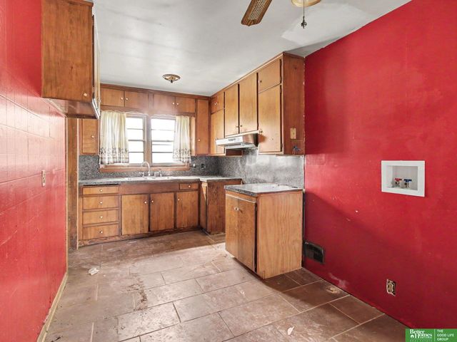 5306 N 47th Street, Omaha, NE 68104