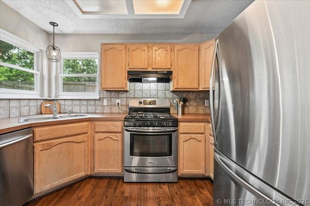 7301 W 36th Street, Tulsa, OK 74107