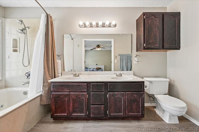 7301 W 36th Street, Tulsa, OK 74107