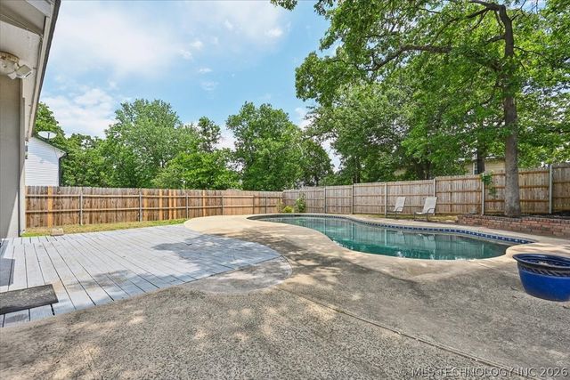 7301 W 36th Street, Tulsa, OK 74107