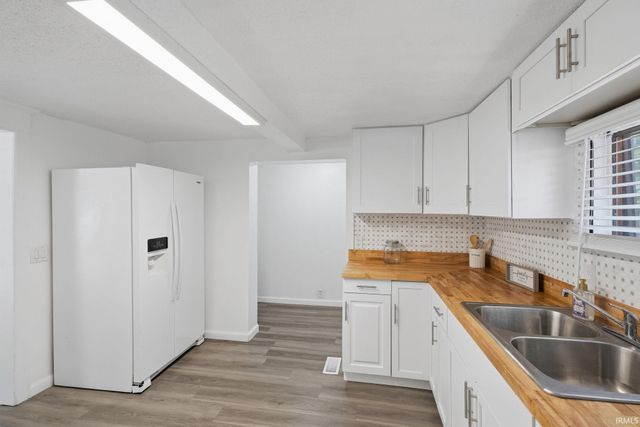 3458 Koressel Avenue, Evansville, IN 47712