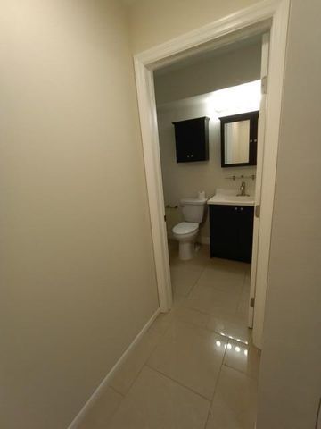 851 Lyons Road 22108, Coconut Creek, FL 33063