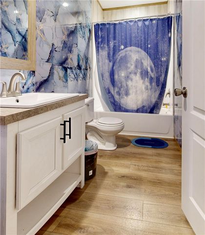 4003 Oxford Lane, Blackshear, GA 31516